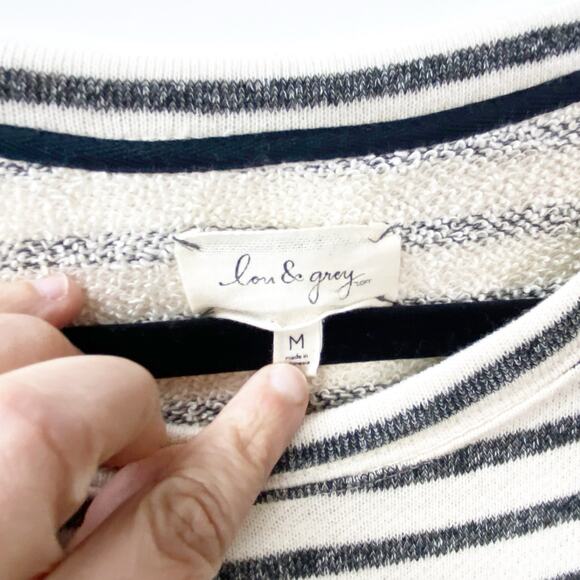 2/$30 Lou & Grey Medium White Gray Striped Pullover Sweatshirt Sweater - Picture 4 of 8